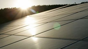 تولید و ذخیره همزمان انرژی با یک پنل خورشیدی