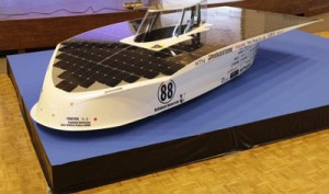 ساخت بدنه کامپوزیتی برای اتومبیل خورشیدی